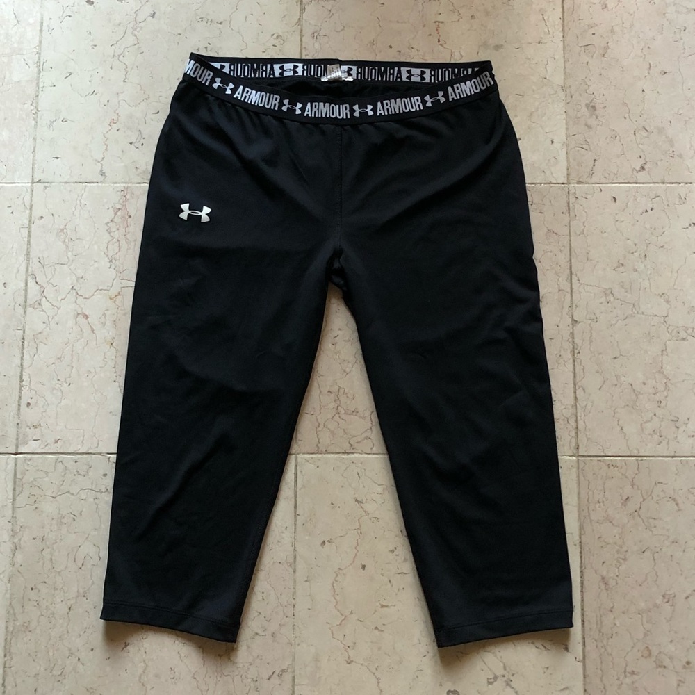 Under Armour 21 inch length leggings